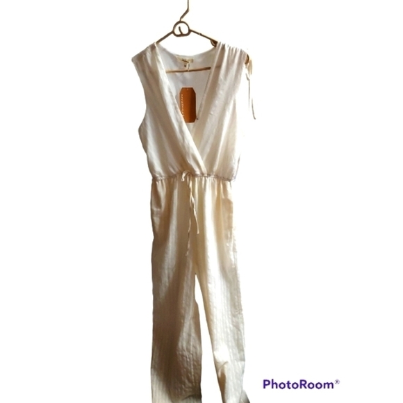 Andree by unit jumpsuit NWT cream and white striped Med - Picture 1 of 15